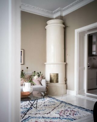 Accogliente appartamento scandinavo nei toni del beige e del grigio