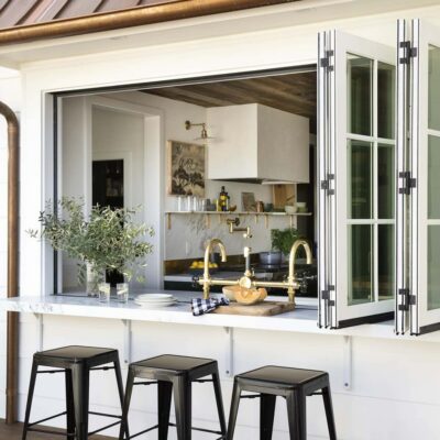 Passavivande – finestra tra cucina e giardino